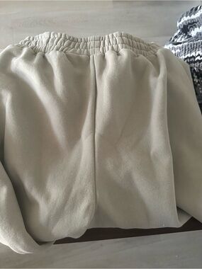 Men's Elastic-Waist Sweatpants in Light Beige